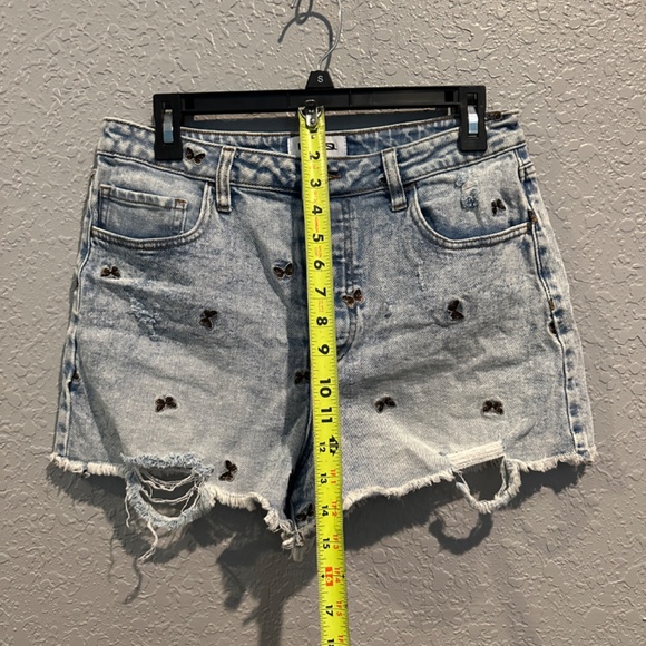 RSQ Butterfly Jeans Shorts - Picture 4 of 5